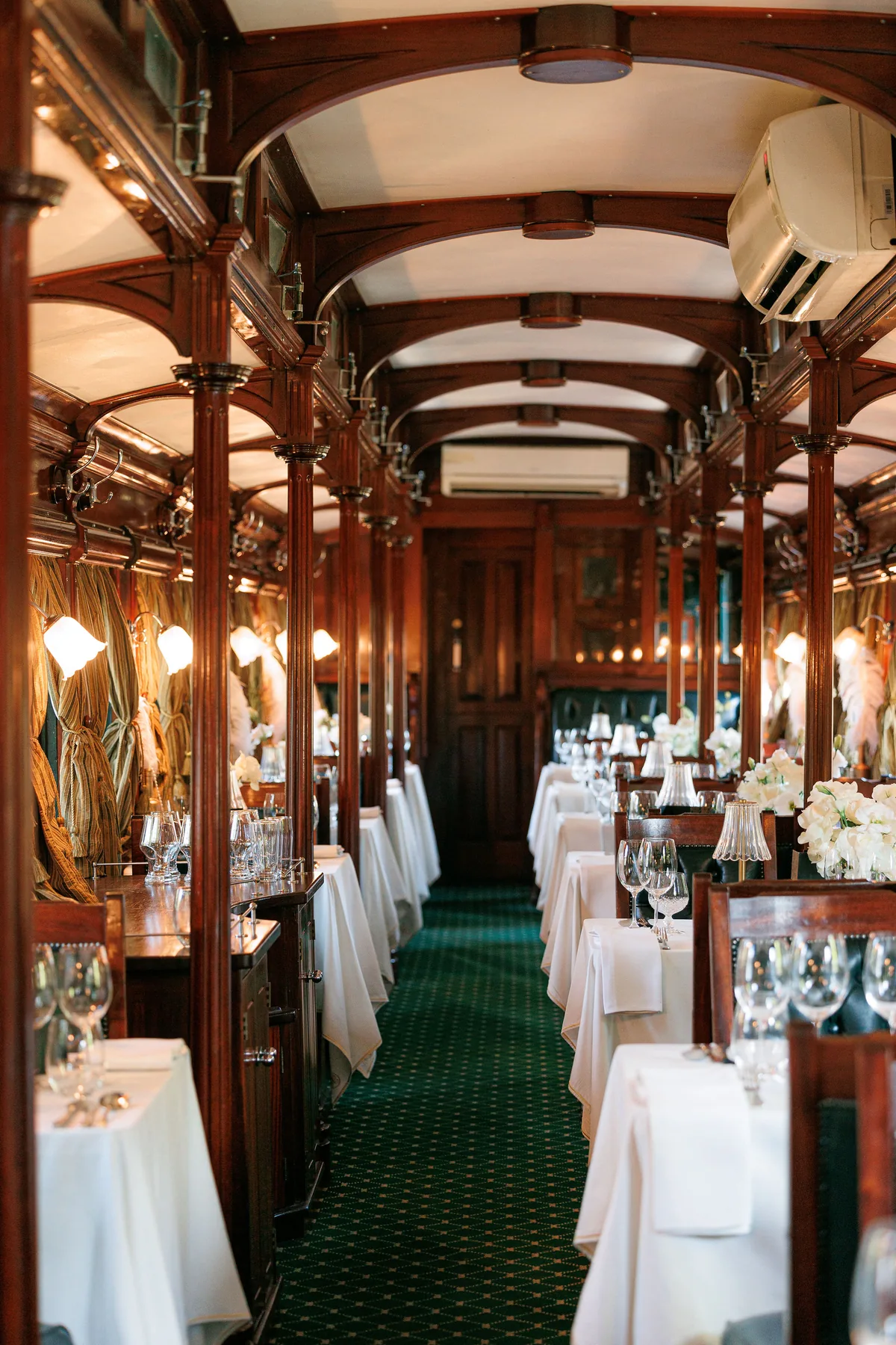 Dining carriage prepared for the celebration